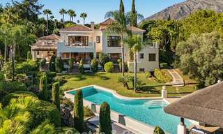 Excepcional villa de lujo española en venta en un oasis verde en la Milla de Oro de Marbella 798177 
