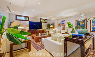 Excepcional villa de lujo española en venta en un oasis verde en la Milla de Oro de Marbella 798215 