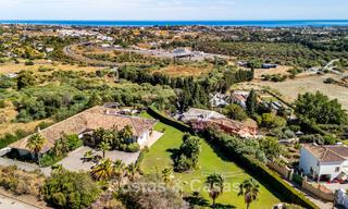 Exclusiva villa de estilo mediterráneo en venta en una amplia parcela en Marbella - Benahavís 797087 