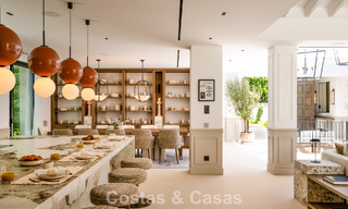 Exclusiva villa de lujo con espectacular piscina interior en venta en Nueva Andalucía, Marbella 798062 