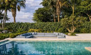 Nueva villa de lujo modernista en venta en primera línea de golf en Mijas, Costa del Sol 798122 