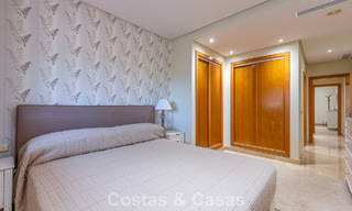 Exclusivo apartamento en venta a 150m de la playa cerca de Puerto Banús, Marbella 797153 