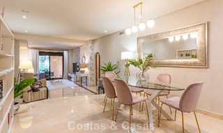 Exclusivo apartamento en venta a 150m de la playa cerca de Puerto Banús, Marbella 797154 