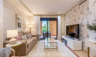 Exclusivo apartamento en venta a 150m de la playa cerca de Puerto Banús, Marbella 797157 