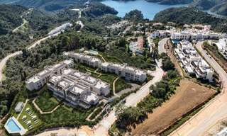 Apartamentos modernos de obra nueva con vistas espectaculares en venta cerca de Marbella, en la Costa del Sol 797133 