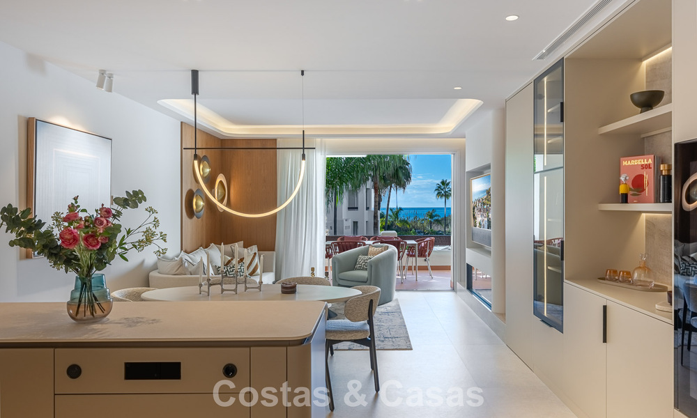 Apartamento de lujo con vistas al mar en primera línea de playa en la New Golden Mile entre Marbella y Estepona 797413