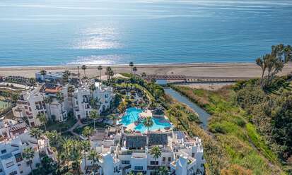 Apartamento de lujo con vistas al mar en primera línea de playa en la New Golden Mile entre Marbella y Estepona 797423