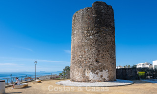 Apartamento de lujo con vistas al mar en primera línea de playa en la New Golden Mile entre Marbella y Estepona 797436 