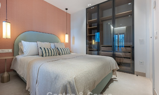 Apartamento de lujo con vistas al mar en primera línea de playa en la New Golden Mile entre Marbella y Estepona 797446 