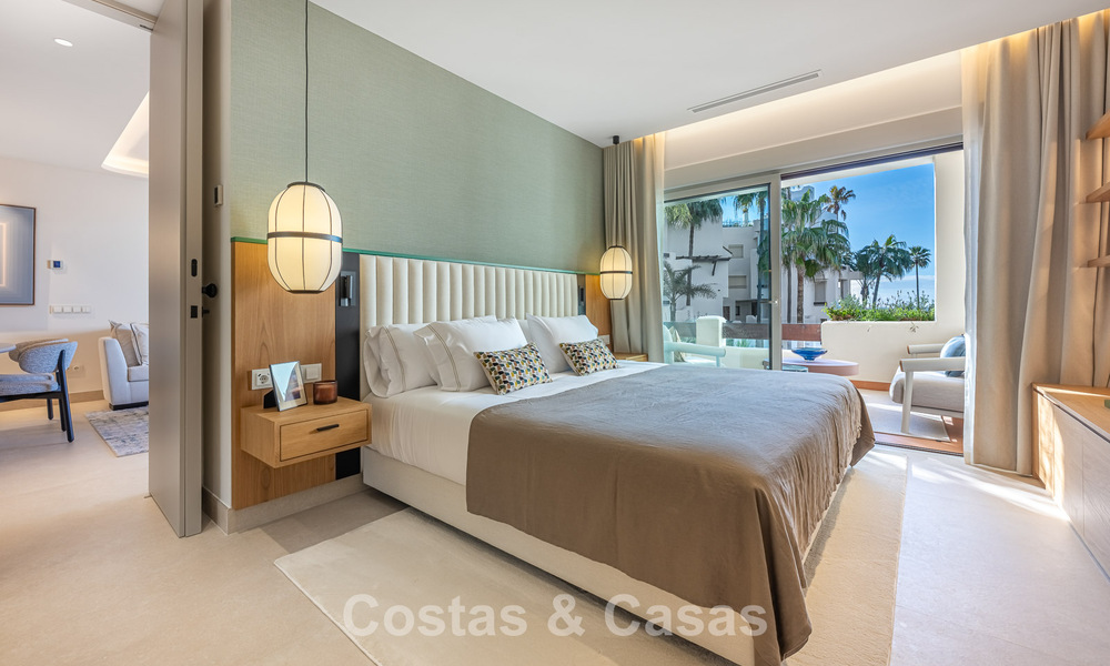 Apartamento de lujo con vistas al mar en primera línea de playa en la New Golden Mile entre Marbella y Estepona 797452
