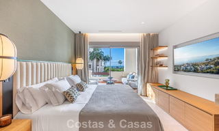 Apartamento de lujo con vistas al mar en primera línea de playa en la New Golden Mile entre Marbella y Estepona 797454 