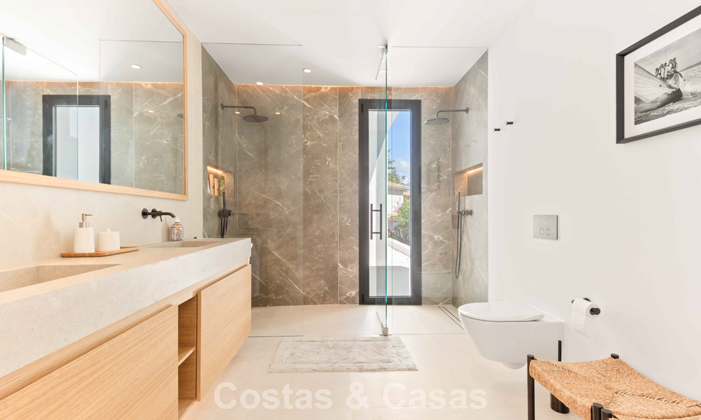 Villa de lujo moderna lista para entrar a vivir con piscina privada en venta en San Pedro, Marbella 797480