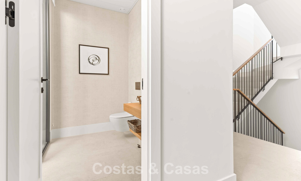 Villa de lujo moderna lista para entrar a vivir con piscina privada en venta en San Pedro, Marbella 797504