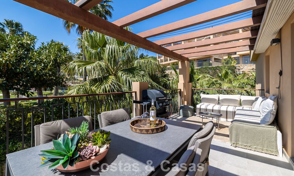 Ático de lujo prestigioso con vistas panorámicas al mar y al golf en venta en Marbella - Benahavís 797525