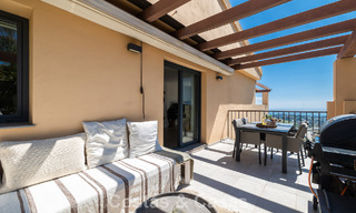 Ático de lujo prestigioso con vistas panorámicas al mar y al golf en venta en Marbella - Benahavís 797526 
