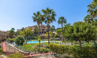 Ático de lujo prestigioso con vistas panorámicas al mar y al golf en venta en Marbella - Benahavís 797544 