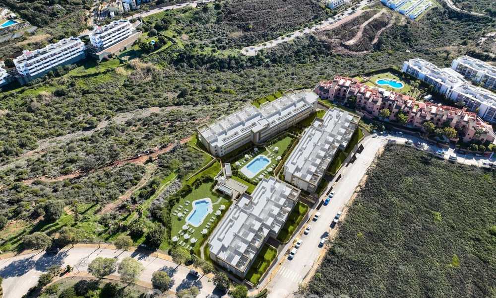 Apartamentos contemporáneos de lujo de obra nueva con encantadoras vistas al mar en venta en Manilva, Costa del Sol 797588