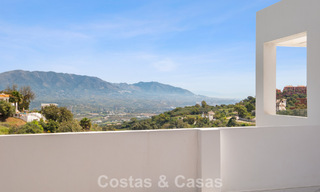 Villa moderna de nueva construcción con vistas panorámicas al mar en venta en un entorno natural al este del centro de Marbella 797602 