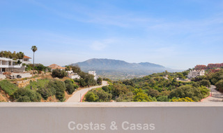Villa moderna de nueva construcción con vistas panorámicas al mar en venta en un entorno natural al este del centro de Marbella 797637 