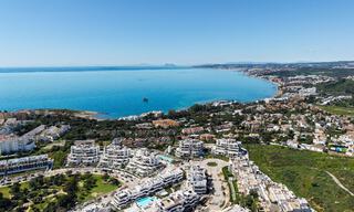 Ático de lujo moderno con amplia terraza en la azotea en venta cerca del centro de Estepona 797646 