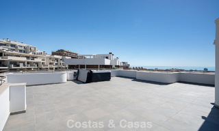 Ático de lujo moderno con amplia terraza en la azotea en venta cerca del centro de Estepona 797675 