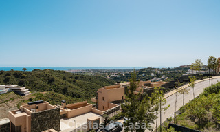 Ático de lujo luminoso y contemporáneo en venta con vistas al mar en las colinas de La Quinta Resort en Marbella - Benahavís 797696 
