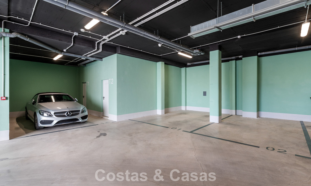 Ático de lujo luminoso y contemporáneo en venta con vistas al mar en las colinas de La Quinta Resort en Marbella - Benahavís 797706