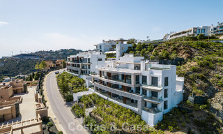 Ático de lujo luminoso y contemporáneo en venta con vistas al mar en las colinas de La Quinta Resort en Marbella - Benahavís 797723 