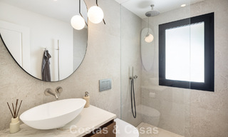 Villa contemporánea de estilo mediterráneo en venta a poca distancia de la playa y de los servicios de San Pedro, Marbella 797881 