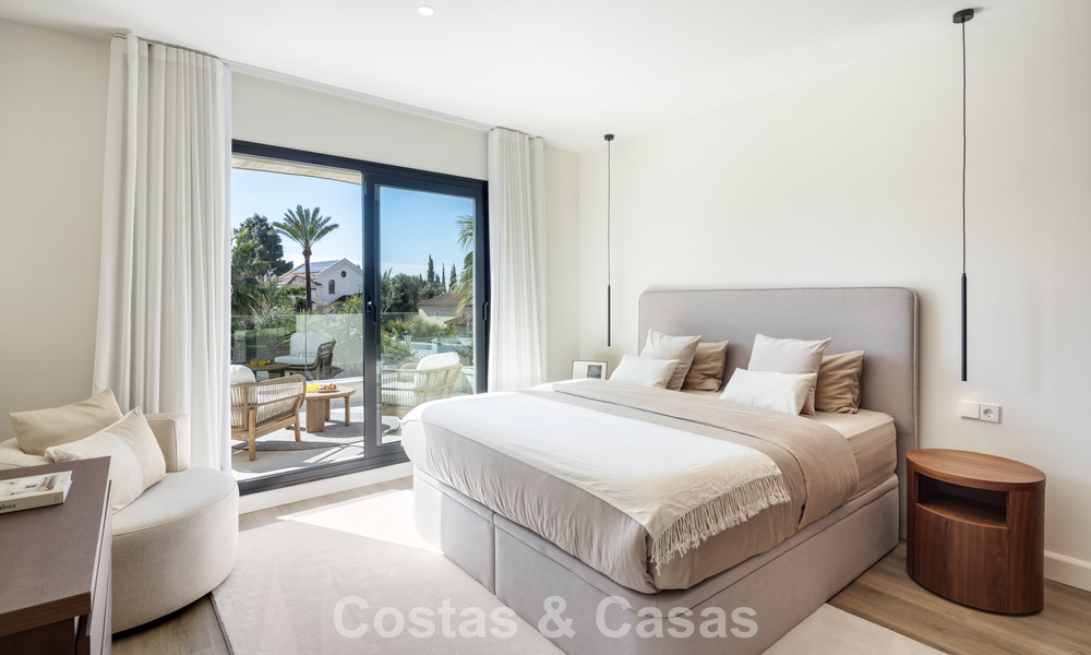 Villa contemporánea de estilo mediterráneo en venta a poca distancia de la playa y de los servicios de San Pedro, Marbella 797883