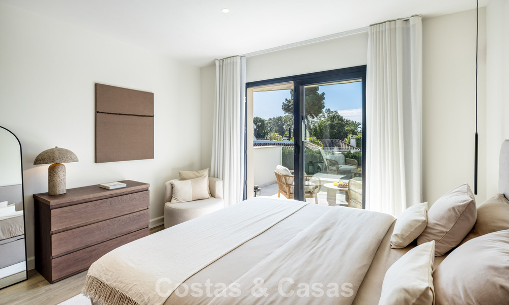 Villa contemporánea de estilo mediterráneo en venta a poca distancia de la playa y de los servicios de San Pedro, Marbella 797884