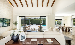 Villa contemporánea de estilo mediterráneo en venta a poca distancia de la playa y de los servicios de San Pedro, Marbella 797889 