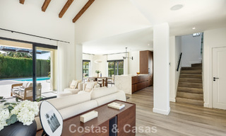 Villa contemporánea de estilo mediterráneo en venta a poca distancia de la playa y de los servicios de San Pedro, Marbella 797891 