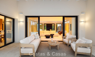 Villa contemporánea de estilo mediterráneo en venta a poca distancia de la playa y de los servicios de San Pedro, Marbella 797903 
