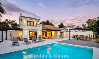 Villa contemporánea de estilo mediterráneo en venta a poca distancia de la playa y de los servicios de San Pedro, Marbella 797904 