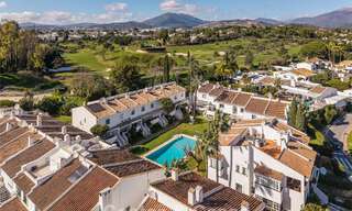 Adosado renovado moderno en venta, en Aloha rodeado de campos de golf en Nueva Andalucía, Marbella 797911 
