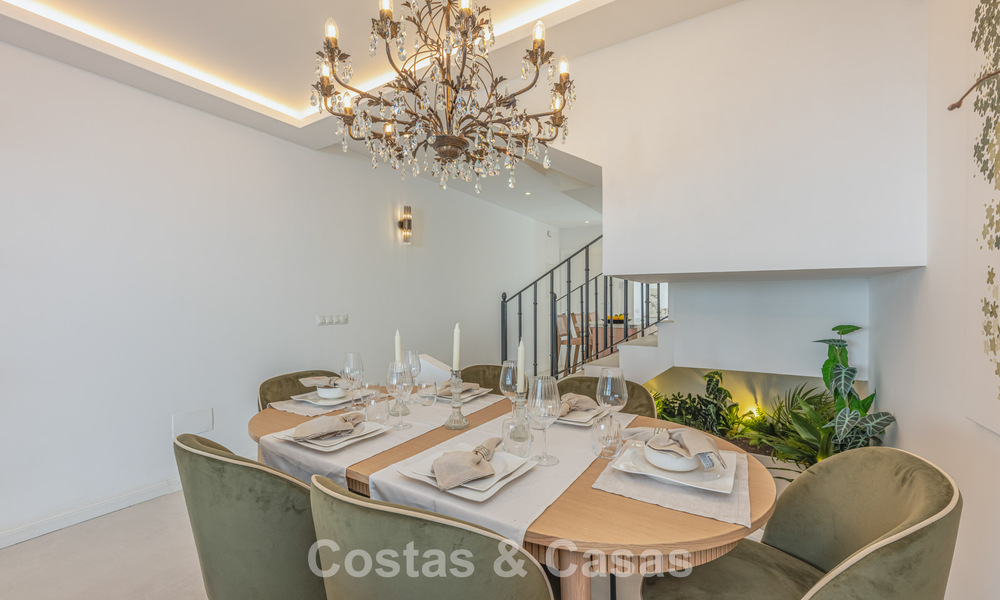 Adosado renovado moderno en venta, en Aloha rodeado de campos de golf en Nueva Andalucía, Marbella 797925
