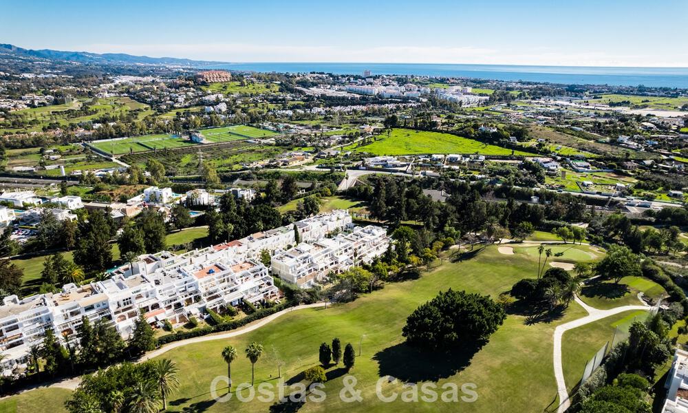 Elegante apartamento en planta baja reformado en venta en un prestigioso campo de golf en La Quinta, Benahavís - Marbella 797935