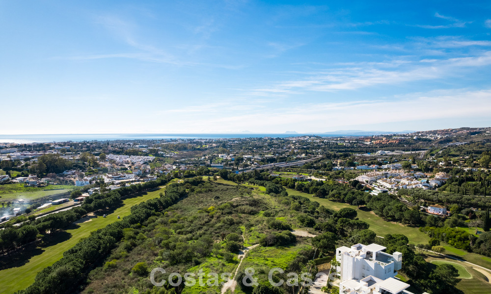 Elegante apartamento en planta baja reformado en venta en un prestigioso campo de golf en La Quinta, Benahavís - Marbella 797938