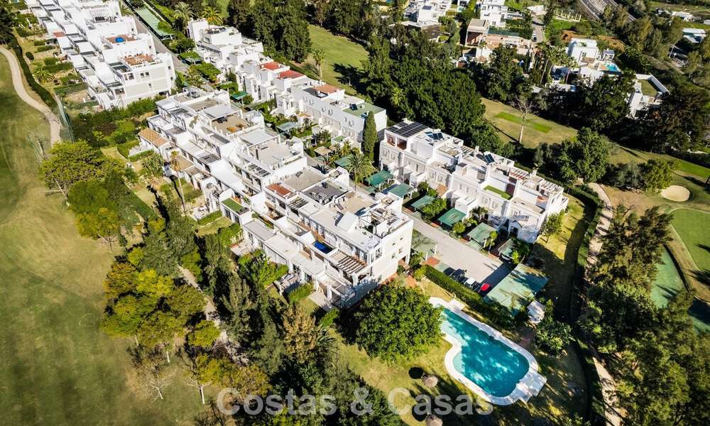 Elegante apartamento en planta baja reformado en venta en un prestigioso campo de golf en La Quinta, Benahavís - Marbella 797939