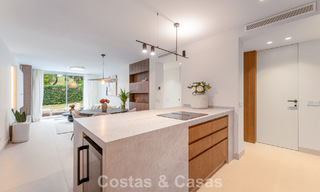 Elegante apartamento en planta baja reformado en venta en un prestigioso campo de golf en La Quinta, Benahavís - Marbella 797944 