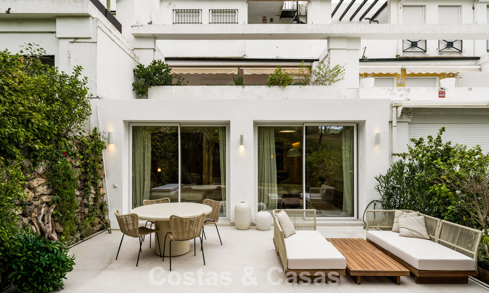 Elegante apartamento en planta baja reformado en venta en un prestigioso campo de golf en La Quinta, Benahavís - Marbella 797945