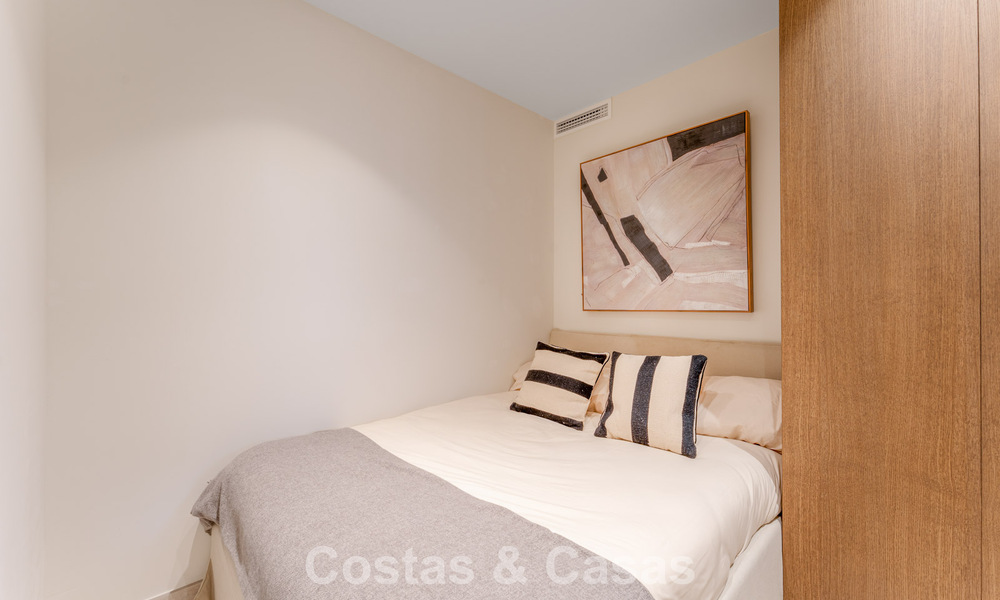 Elegante apartamento en planta baja reformado en venta en un prestigioso campo de golf en La Quinta, Benahavís - Marbella 797954