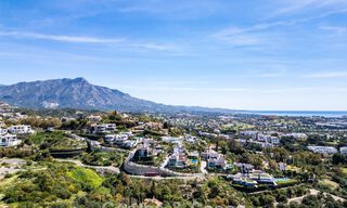 Amplio apartamento de 2 dormitorios con vistas al mar en venta en Marbella - Benahavís 797969 