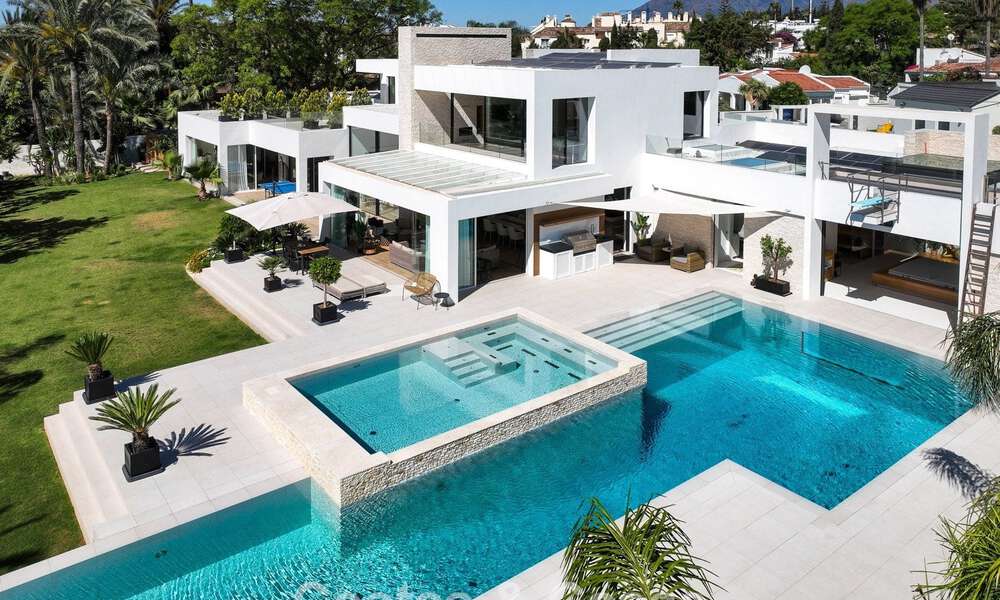 Impresionante mansión moderna con casa de invitados en venta en la New Golden Mile entre Marbella y Estepona 797997