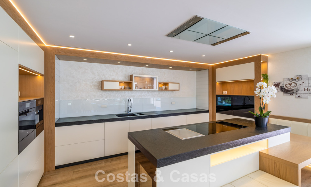 Impresionante mansión moderna con casa de invitados en venta en la New Golden Mile entre Marbella y Estepona 798003