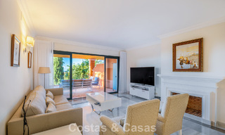 Amplio apartamento de lujo listo para entrar a vivir con vistas al mar en venta en Marbella - Benahavís 798148 