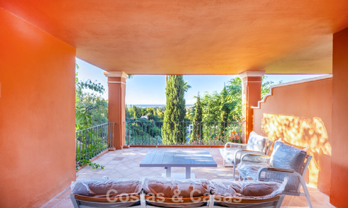 Amplio apartamento de lujo listo para entrar a vivir con vistas al mar en venta en Marbella - Benahavís 798167