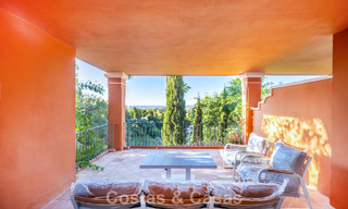 Amplio apartamento de lujo listo para entrar a vivir con vistas al mar en venta en Marbella - Benahavís 798167 