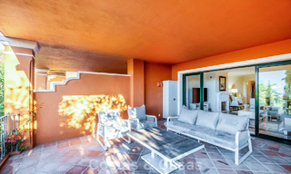 Amplio apartamento de lujo listo para entrar a vivir con vistas al mar en venta en Marbella - Benahavís 798168 